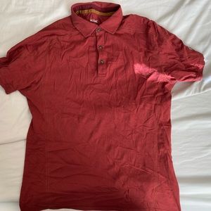 Kuhl red shortsleeved polo